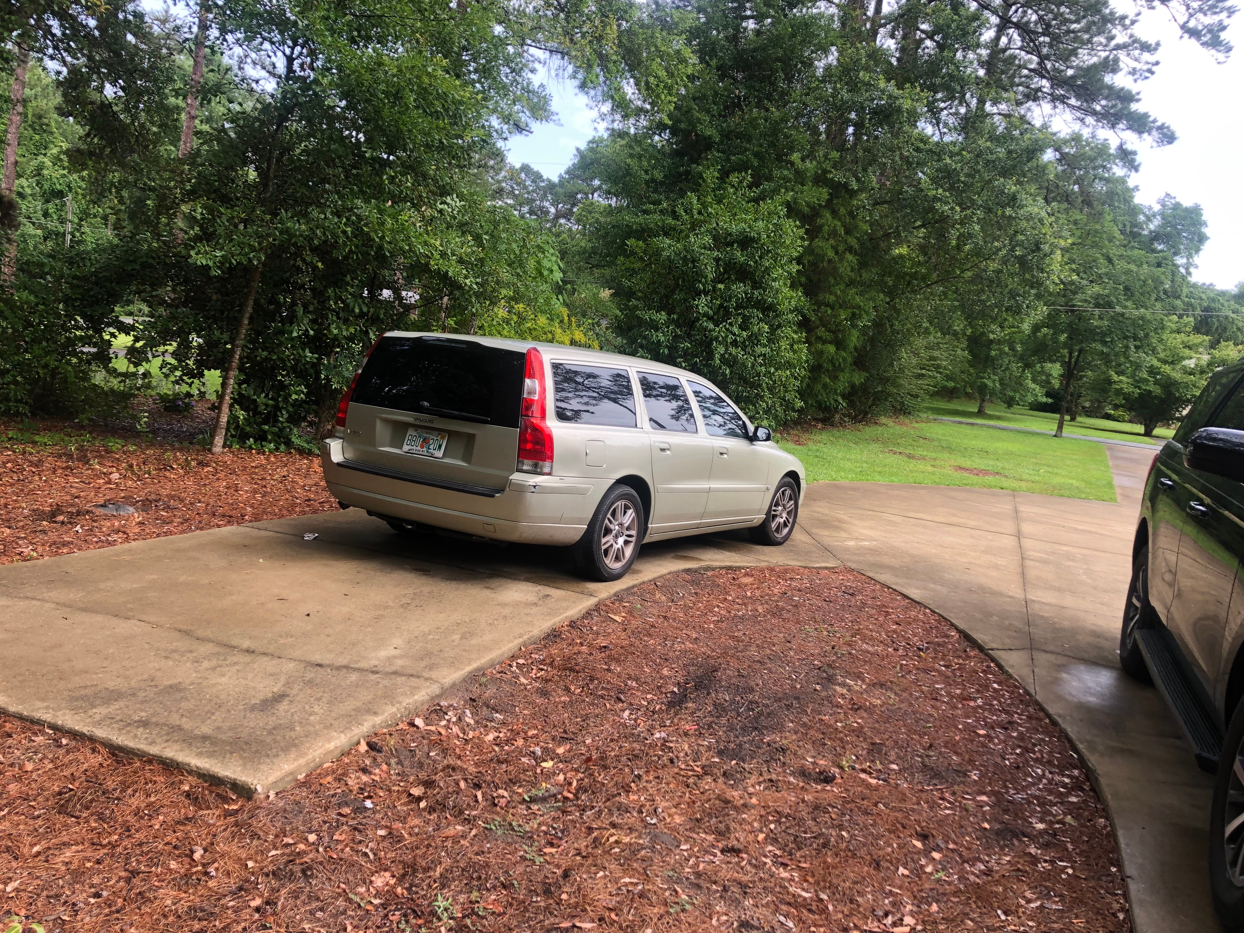 Driveway after cleaning