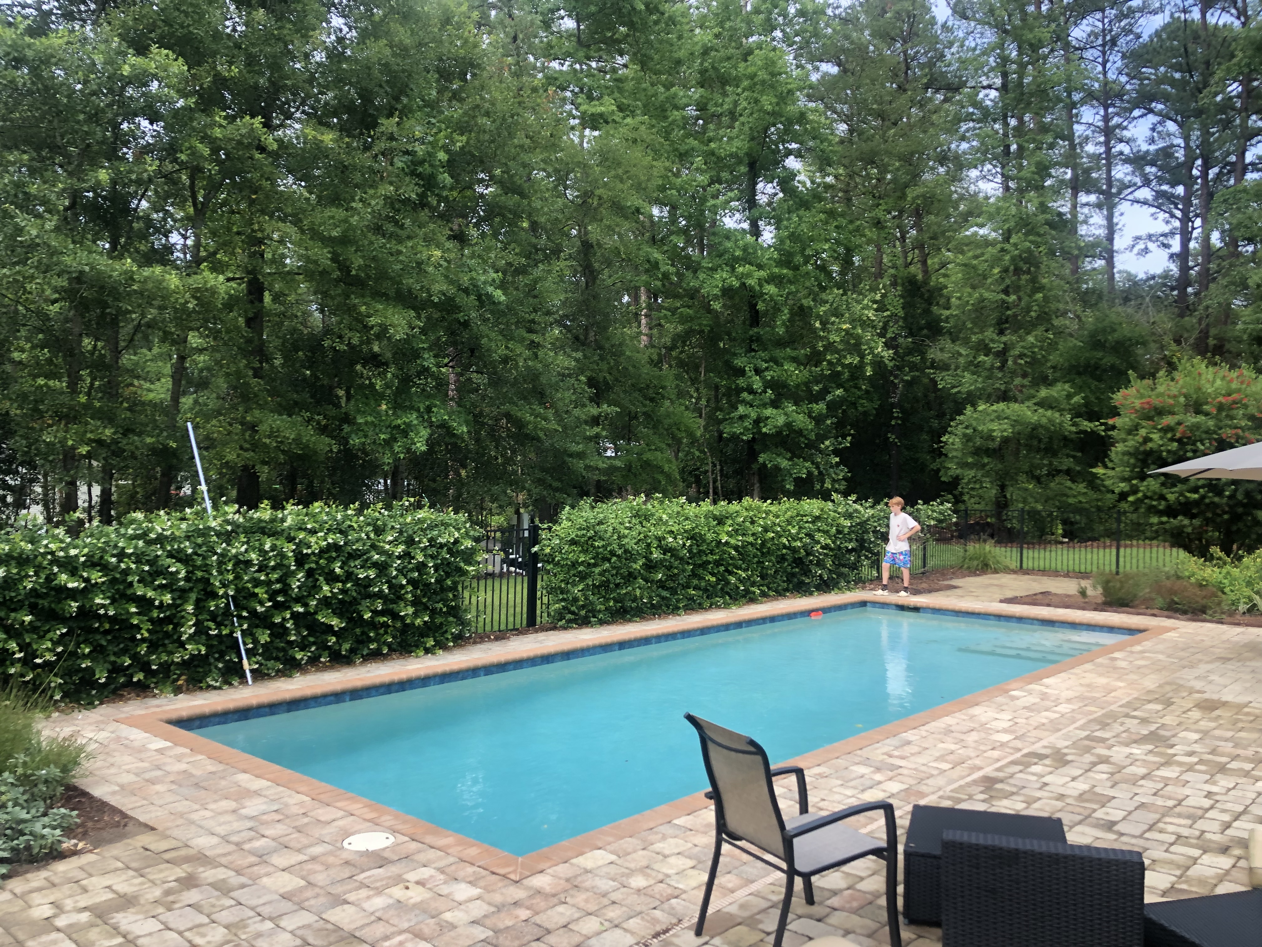 Pool Deck Cleaning